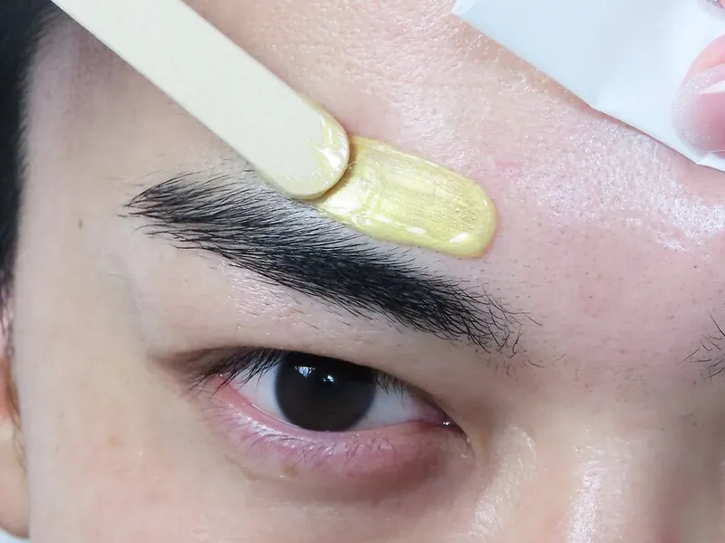 眉毛ワックスとヘッドスパのセット